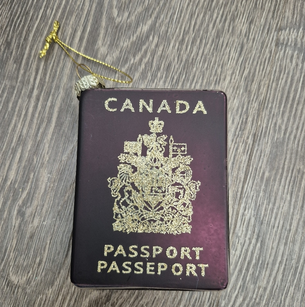 Canadian Christmas Tree Ornaments Canadian Passport + Beaver Hockey Player - Picture 2 of 6